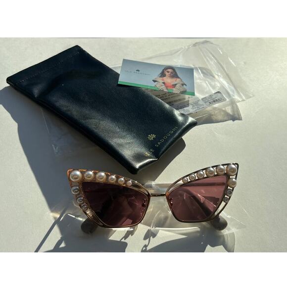 RARE Lele Sadoughi 14k gold Faux Pearls UV Cat Eye Sunglasses - Picture 7 of 14
